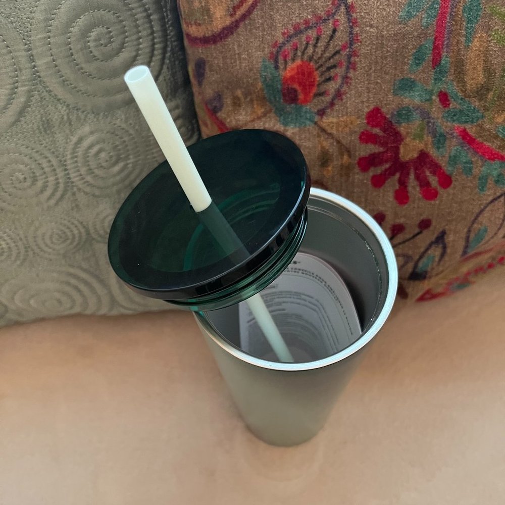 Starbucks 2022 Green Ombre Metal Cup with Lid and Straw - Picture 4 of 4